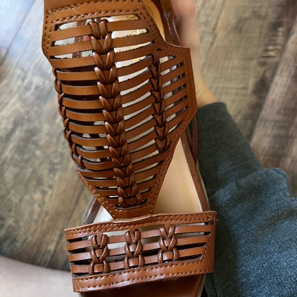 Merona Chunky Heels - Picture 4 of 6